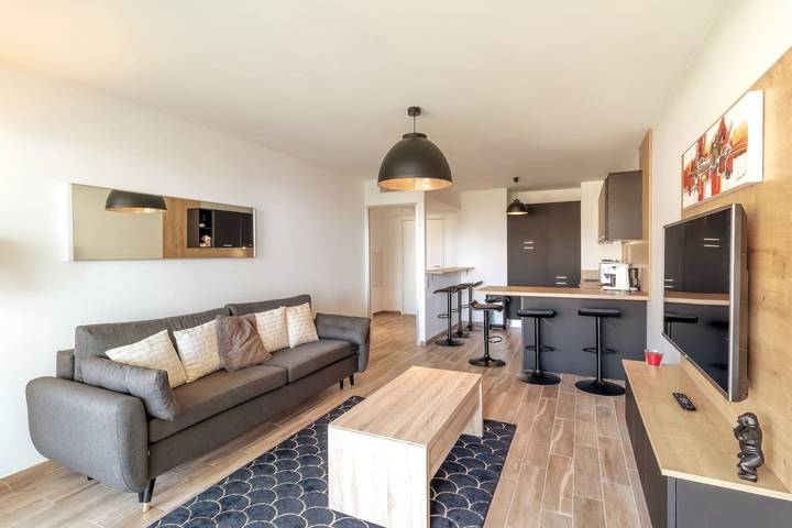Ganze Wohnung, Beautiful apt with terrace/pool - Near Monaco # in Beausoleil, Mittelmeerküste (Frankreich)
