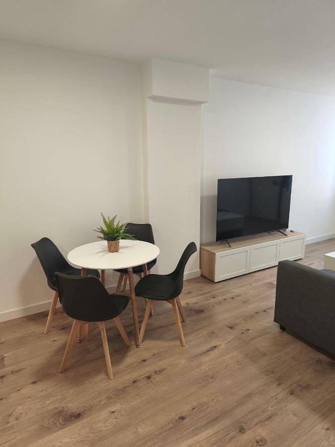 Appartement entier, Oasis Deluxe Airport in Torrejón de Ardoz, Área Metropolitana de Madrid