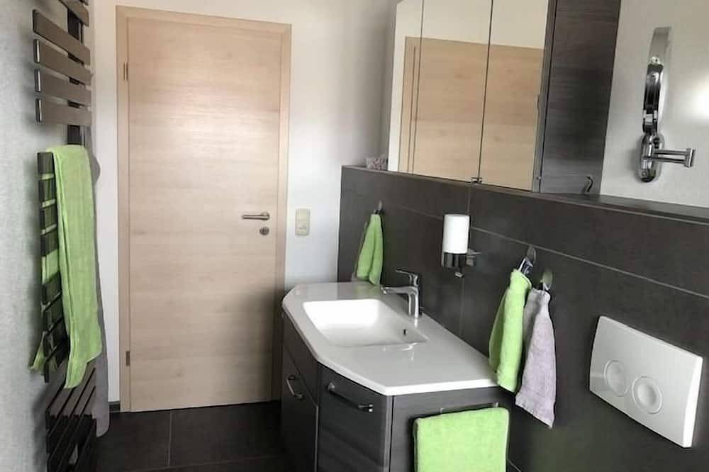 Ganze Wohnung, Ferienwohnung/App. für 3 Gäste mit 75m² in Bad Salzungen in Tiefenort, Werratal