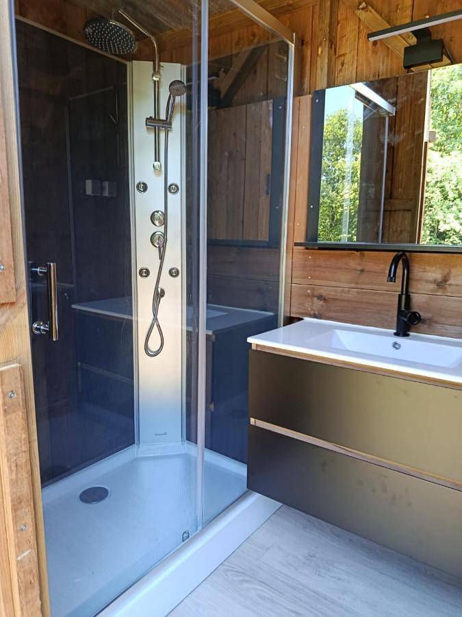 Gîte pour 4 personnes, avec jacuzzi et balcon à Savignac-Lédrier - 4