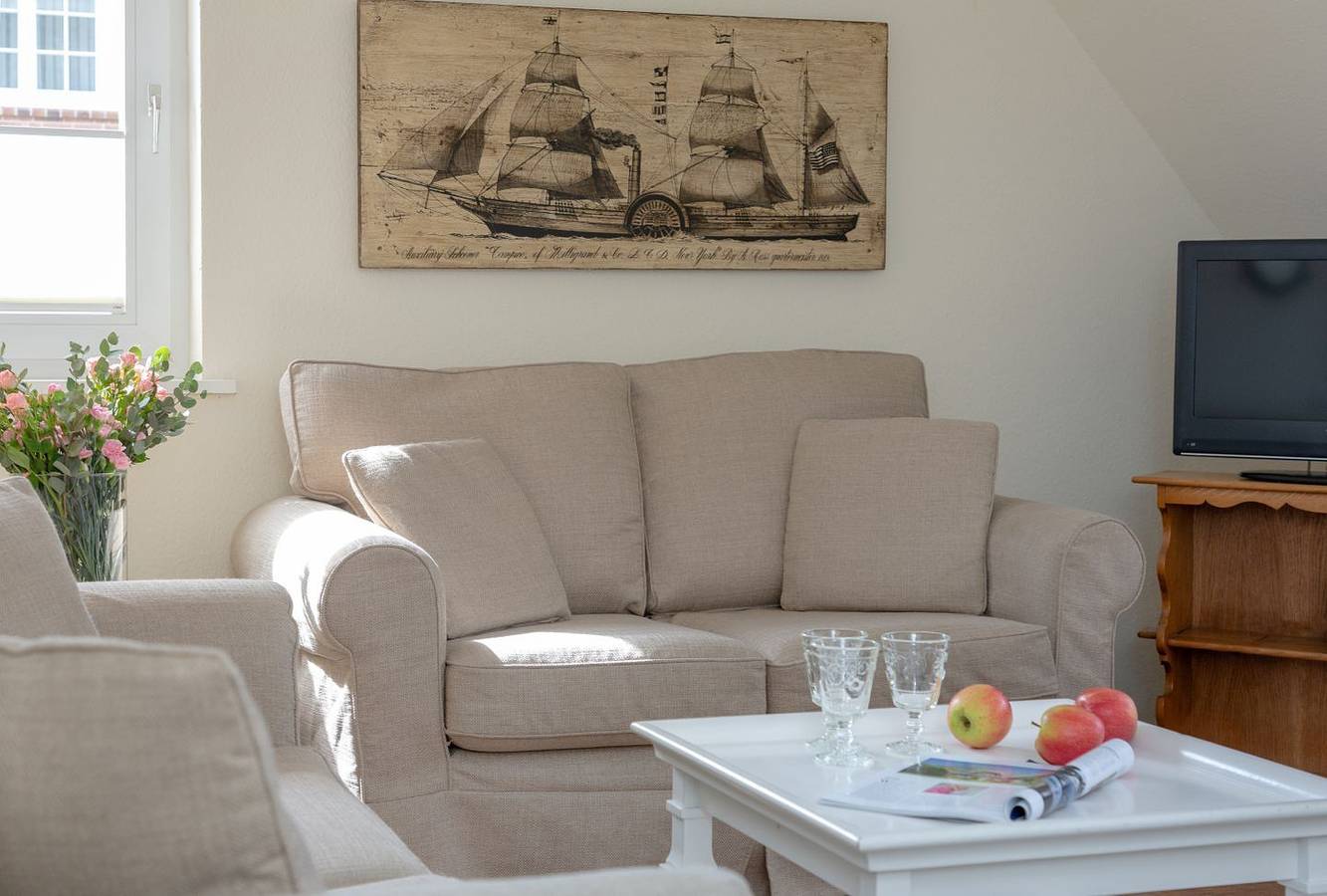 Ganze Wohnung, Urlaubstraum mit Weitblick: Ferienwohnung im Og mit Großem Balkon in Wenningstedt auf Sylt in Wenningstedt, Sylt