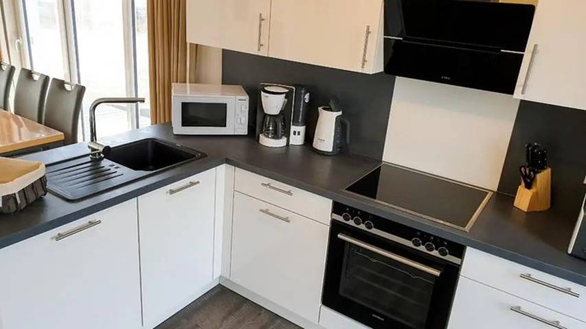 Ferienhaus für 6 Personen, mit Sauna und Balkon in Schillig - 2