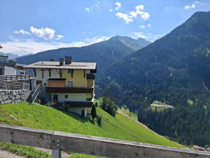 Hütte für 7 Personen, mit Balkon in Kappl - 2
