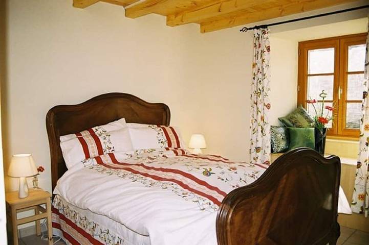 Gîte pour 6 personnes, avec jardin à Sigournais - 2