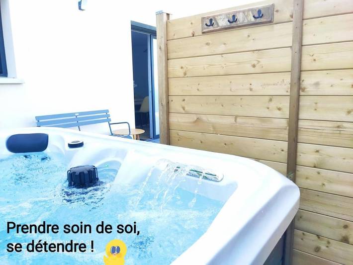 Location de vacances pour 12 personnes, avec jardin et jacuzzi dans Saint-Aubin-du-Cormier - 3