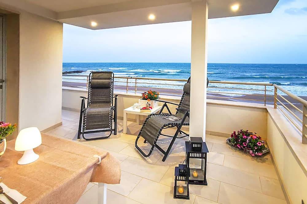 Lovely home in Kaukana with Wifi in Casuzze, Santa Croce Camerina