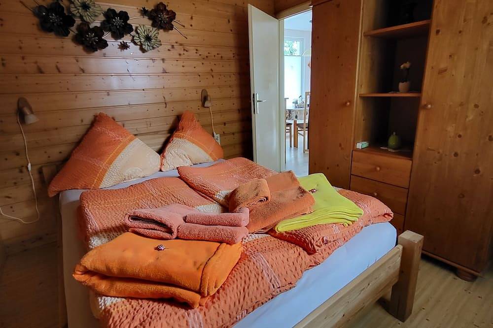 Ferienhaus am See direkt am \"Zeulenrodaer Meer\" im Bungalowdorf Zadelsdorf in Zeulenroda-Triebes, Saaleland