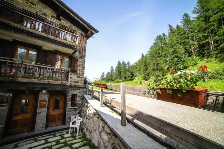 Chambre d’hôte pour 3 personnes dans Station de Val d'Isere