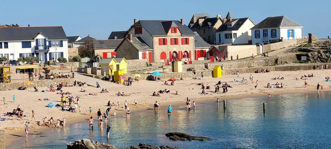 Maison de vacances pour 4 personnes, avec Terrasse et Jardin ainsi que Piscine et Vue