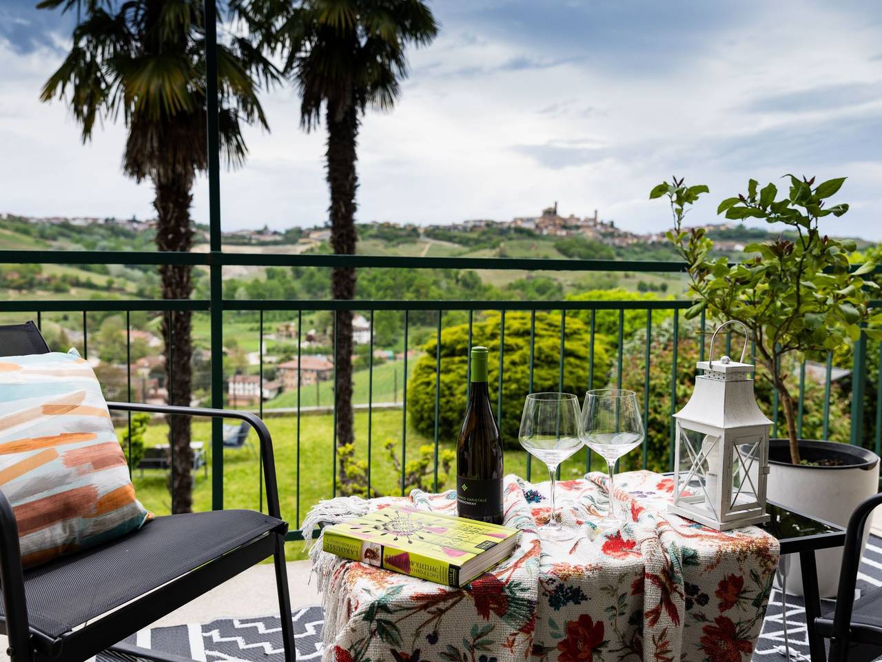 Mit privatem Pool, Ac und Weinkeller in Canale, Provincia di Cuneo