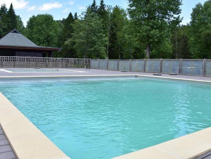 Gîte pour 4 personnes, avec Terrasse à Murol