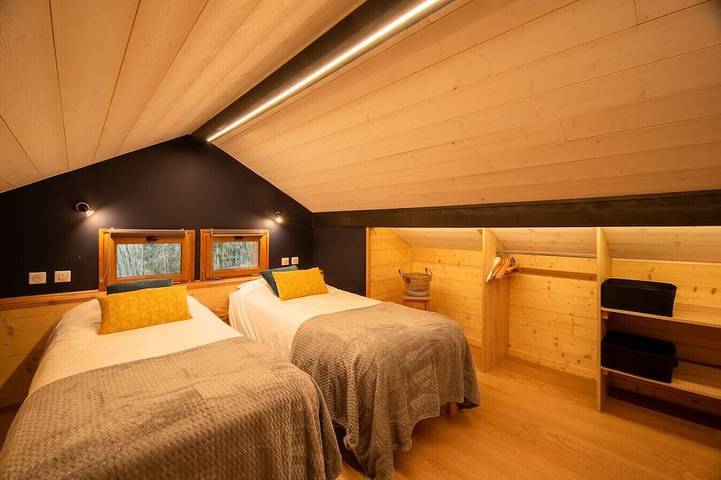 Le Chalet Lovecy - Vue sur les montagnes 4/5 pers in Bernex, Région de Thonon-les-Bains