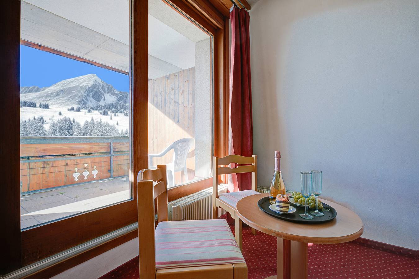 Hotel Relais Alpin Twin Room Ski In-Out 4 in Les Mosses, Ormont-Dessous