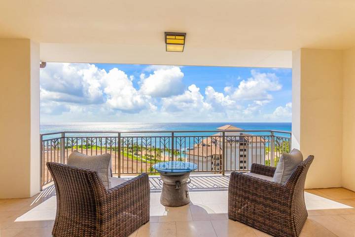 Villa pour 4 personnes, avec piscine et jardin ainsi que sauna et jacuzzi dans Hawai