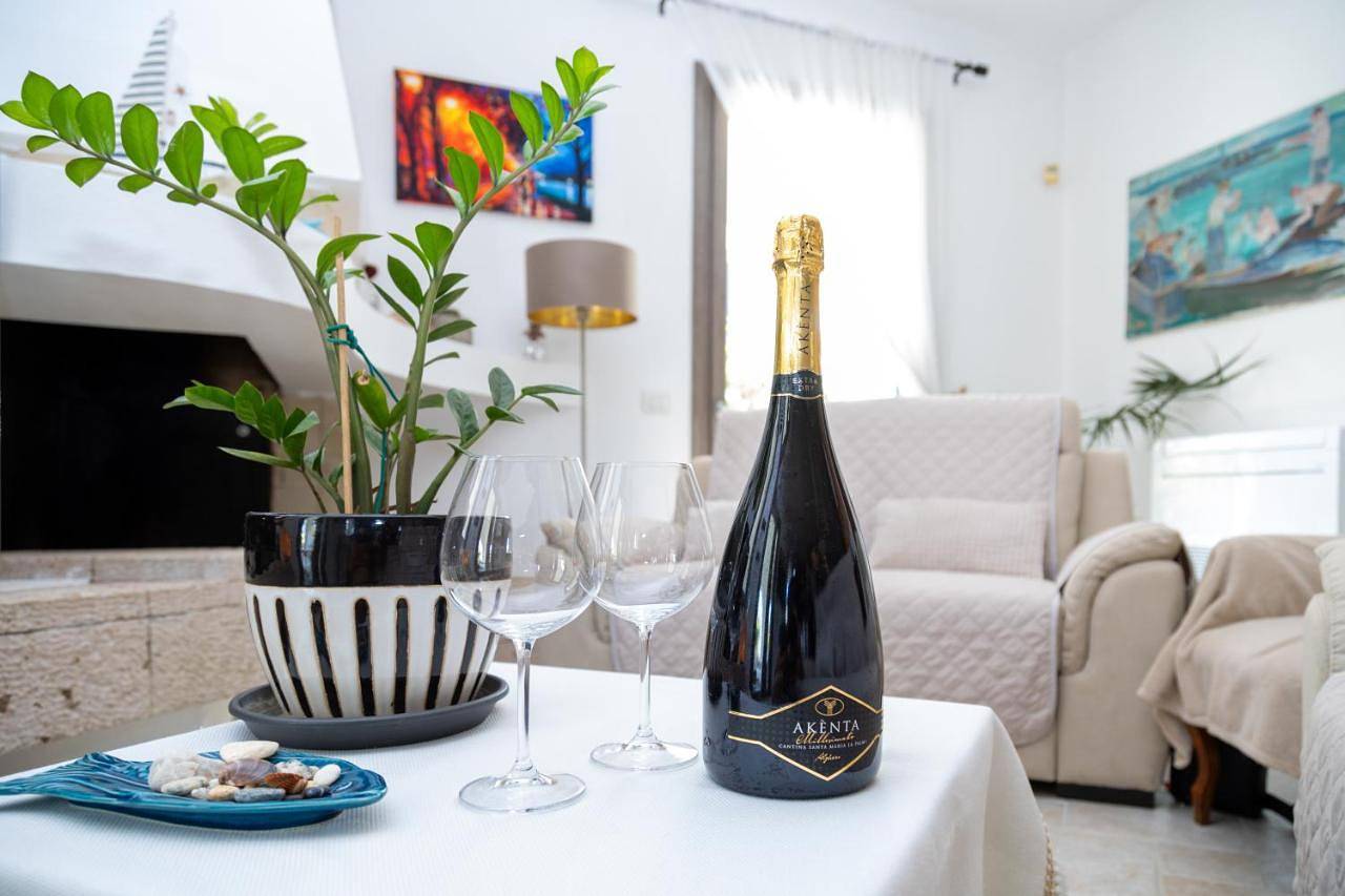 Beachfront Luxury Villa Letizia - Sea View Terraces & Green Solar Energy in Sant'Andrea Cagliari, Quartu Sant'Elena