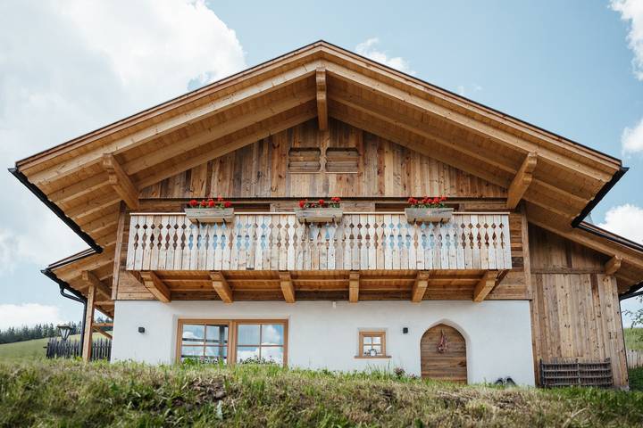 Vakantiewoning voor 4 personen, with sauna and whirlpool as well as tuin in Alta Badia