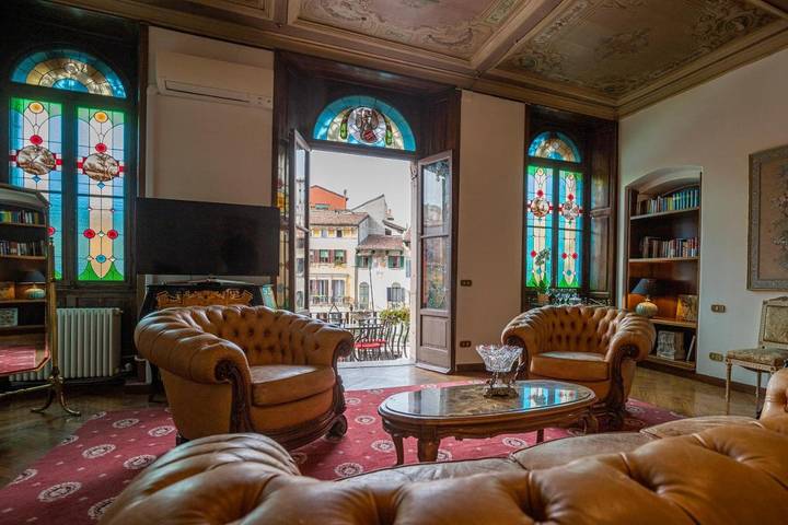 BnB für 2 Personen, mit Ausblick und Balkon in Verona - 3