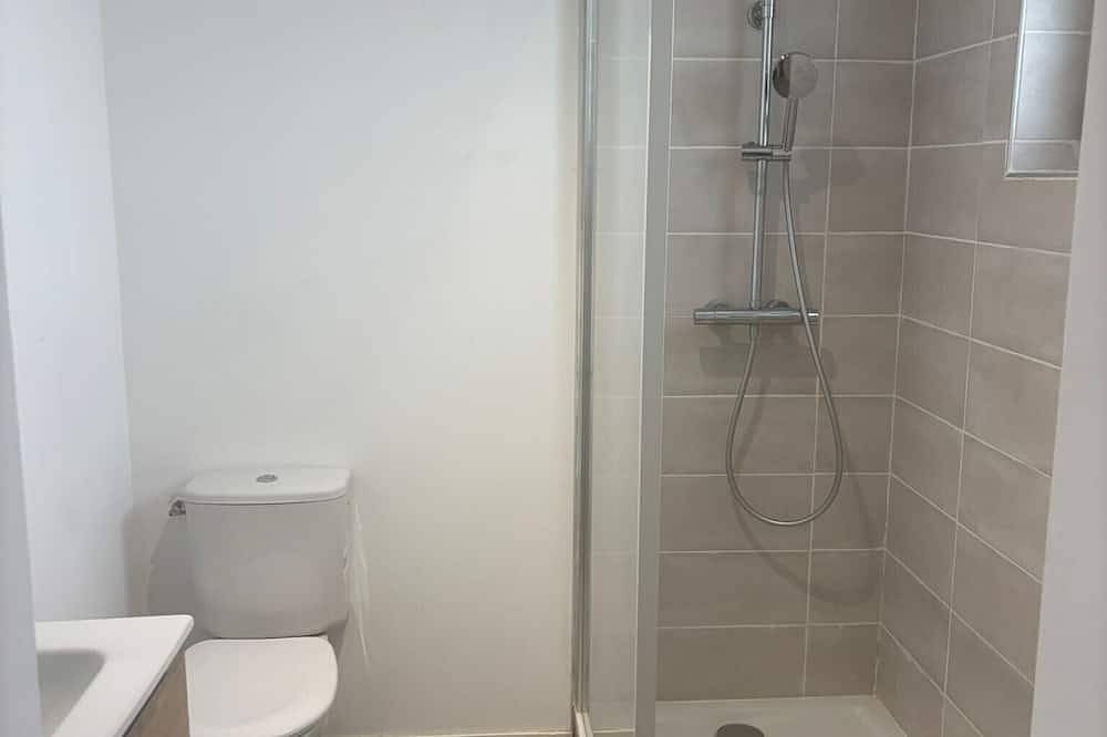 Entire apartment, Le Logis Le Pagnon - 1 room in Brive-la-Gaillarde, Brive-la-Gaillarde region