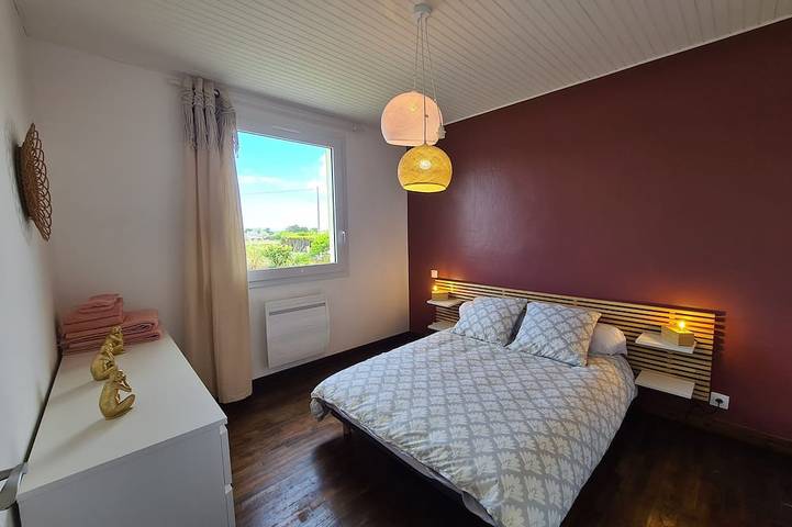 Location de vacances pour 6 personnes, avec jardin et terrasse, animaux acceptés dans Plage de Neiz Vran - 2