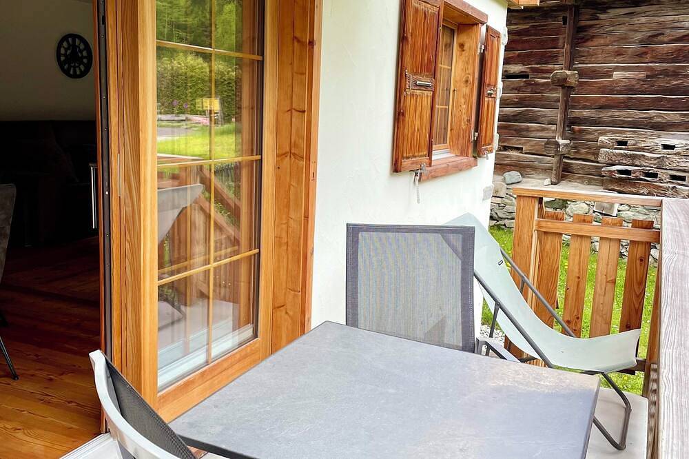 Ganze Wohnung, Spacious apartment in Evolène, Walliser Alpen