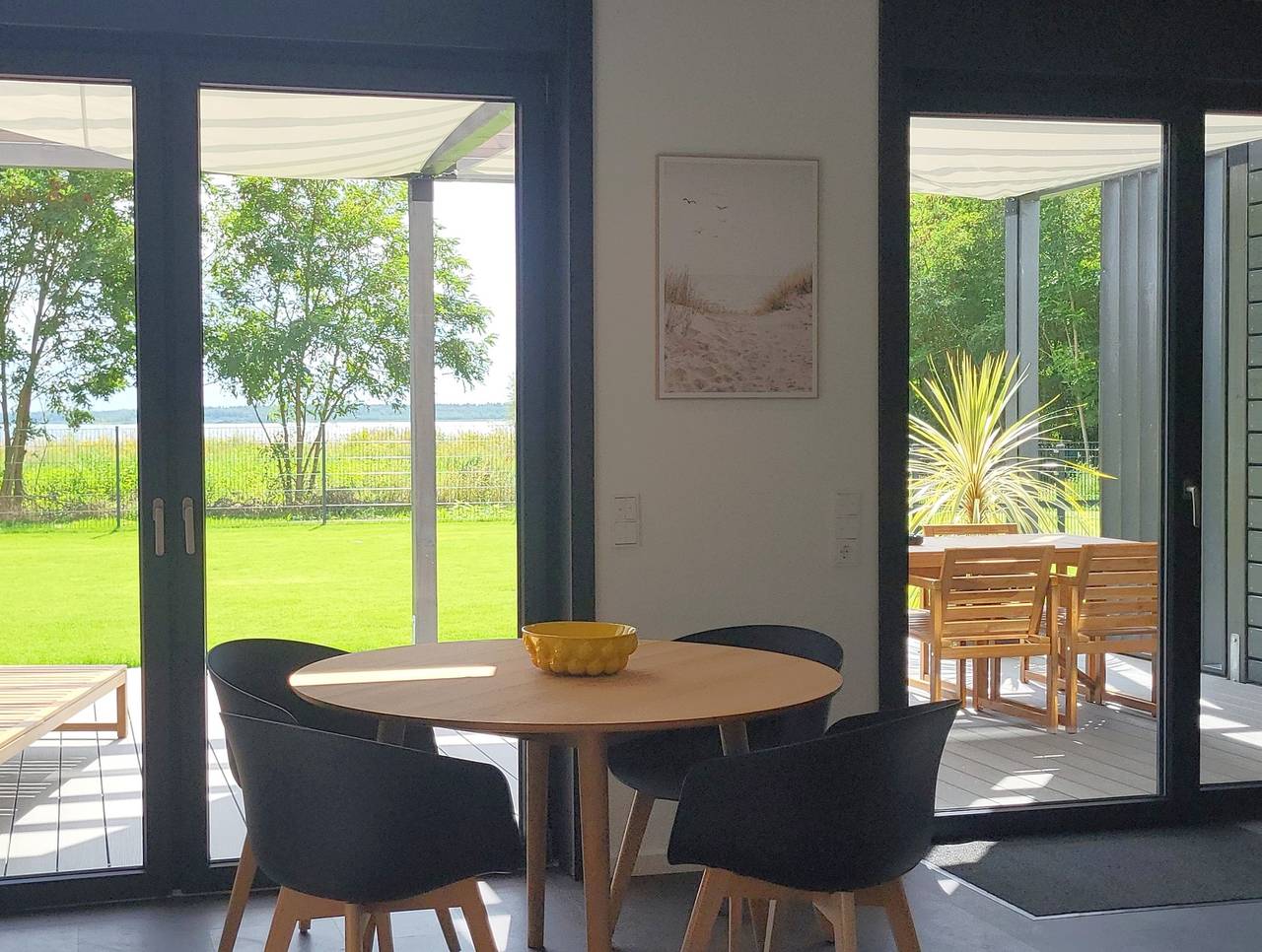 Ferienhaus 'Schlossterrassen 8b' mit Seeblick, privater Terrasse und Wlan in Pouch, Muldestausee
