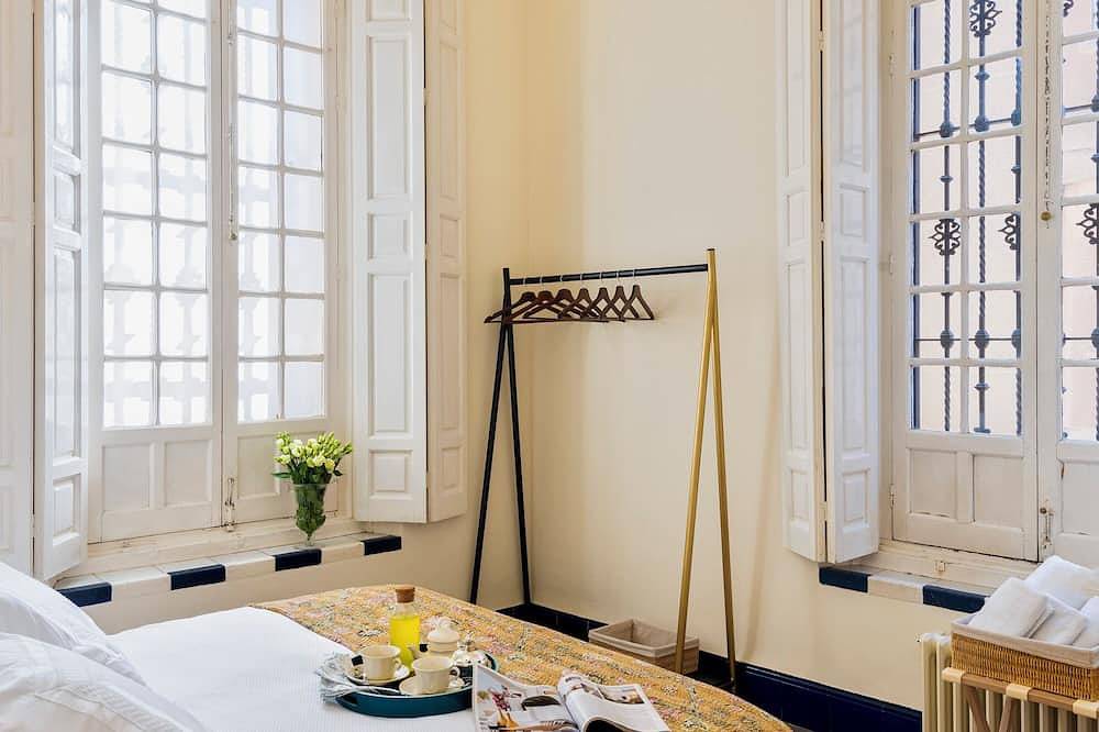 Villa Alfonso, Luxuriöses restauriertes Palasthaus neben der Plaza de España. in Distrito Sur (Sevilla), Sevilla