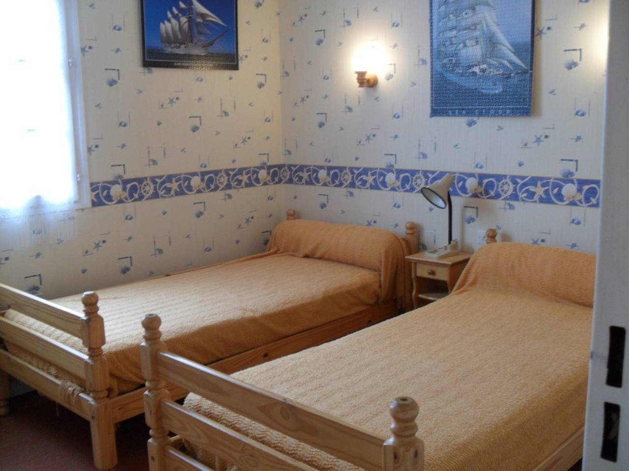 Maison de plain-pied avec jardin clos, proche de la plage et des commerces in Saint-Georges-de-Didonne, Côte de Beauté