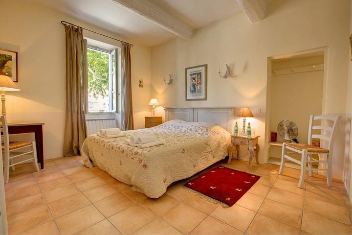 Location de vacances pour 6 personnes, avec jardin à Caromb - 4