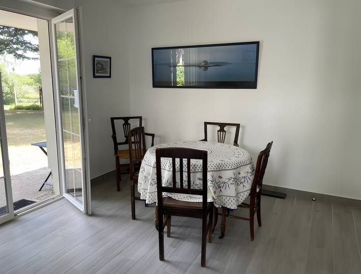 Gîte pour 6 personnes, avec jardin dans Plage Saint-Colomban - 4