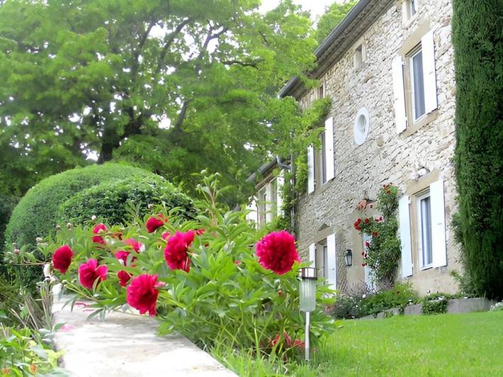 Chambre d’hôte pour 2 personnes, avec jardin et piscine