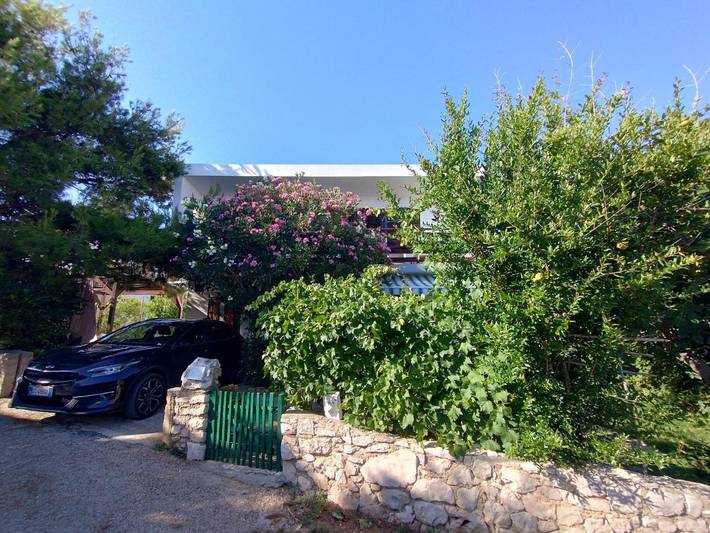 Ferienwohnung für 4 Personen, mit Ausblick und Garten, kinderfreundlich