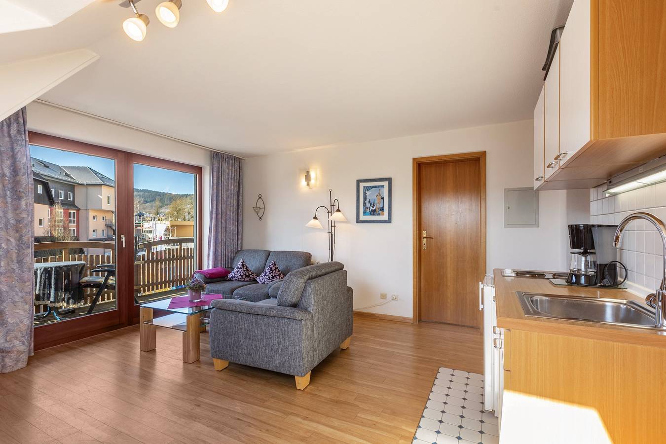 Ganze Wohnung, Ferienwohnung 'Eimberg 7' mit Balkon und Wi-Fi in Willingen, die Mittelgebirge
