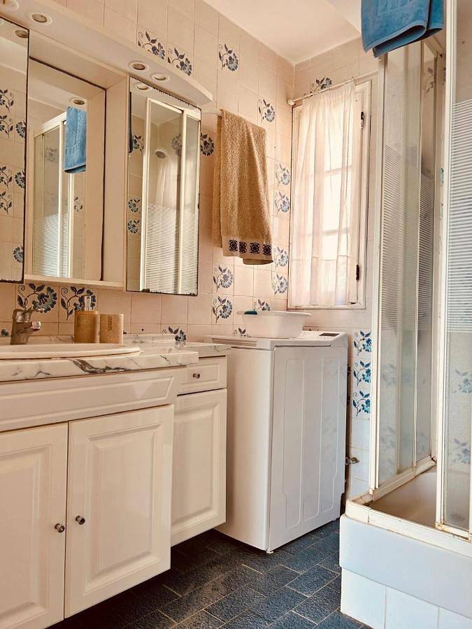 Location de vacances pour 5 personnes, avec vue et terrasse à Morsiglia - 3