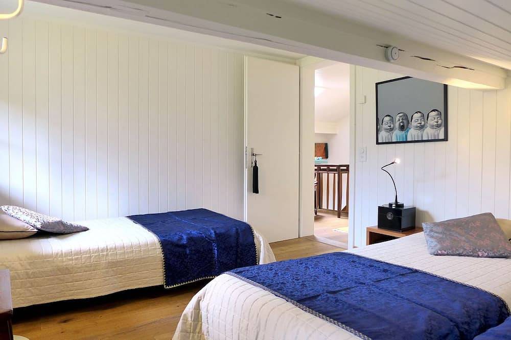 Magnifique maison de vacances privée avec Wifi, Tv, terrasse, animaux admis et vue panoramique in Schwendi b. Grindelwald, Grindelwald