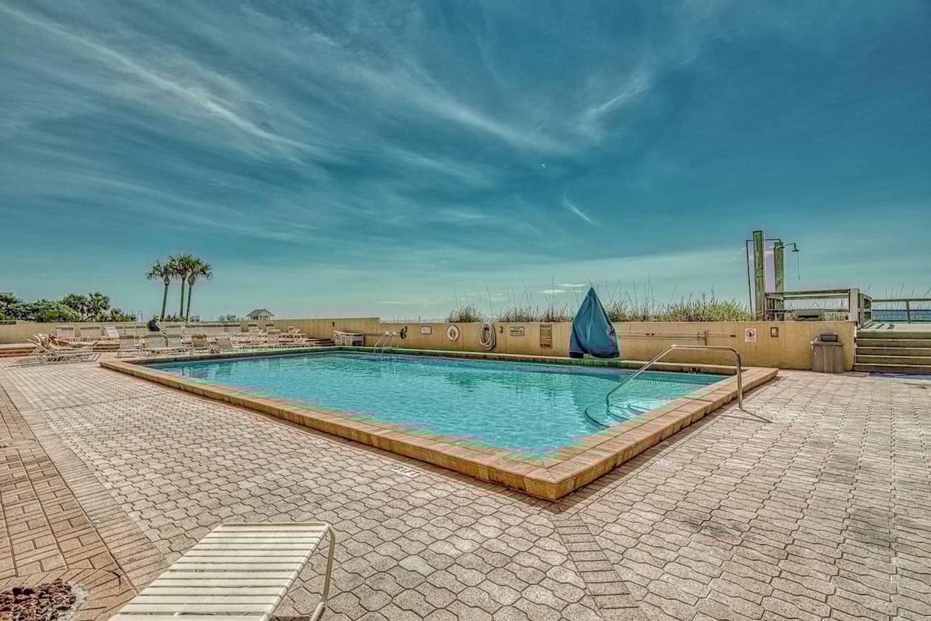 Entire apartment, The Scallop by Brightwild   Beachfront Condo in Destin, Emerald Coast