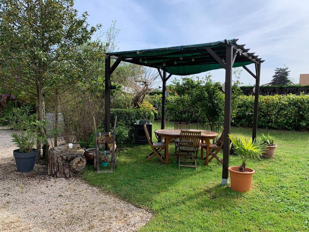 Appartement entier, Studio à 15mn de Beaune in Saint-Loup-Géanges, Région de Chalon-sur-Saône