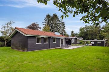 Ferienhaus für 6 Personen, mit Terrasse und Garten in Odder und Umgebung