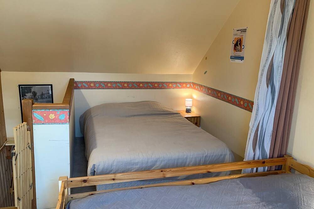 Rental Picherande Family of 4 people in Picherande, Parc naturel régional des Volcans d'Auvergne