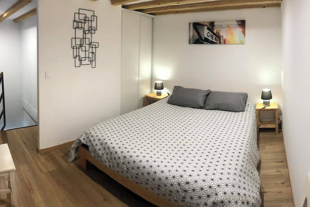 Chalet on the hill in Calvisson, Nimes region