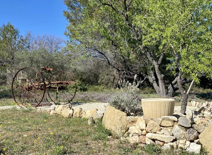 Location de vacances pour 2 personnes, avec jardin et piscine à Lauris - 4
