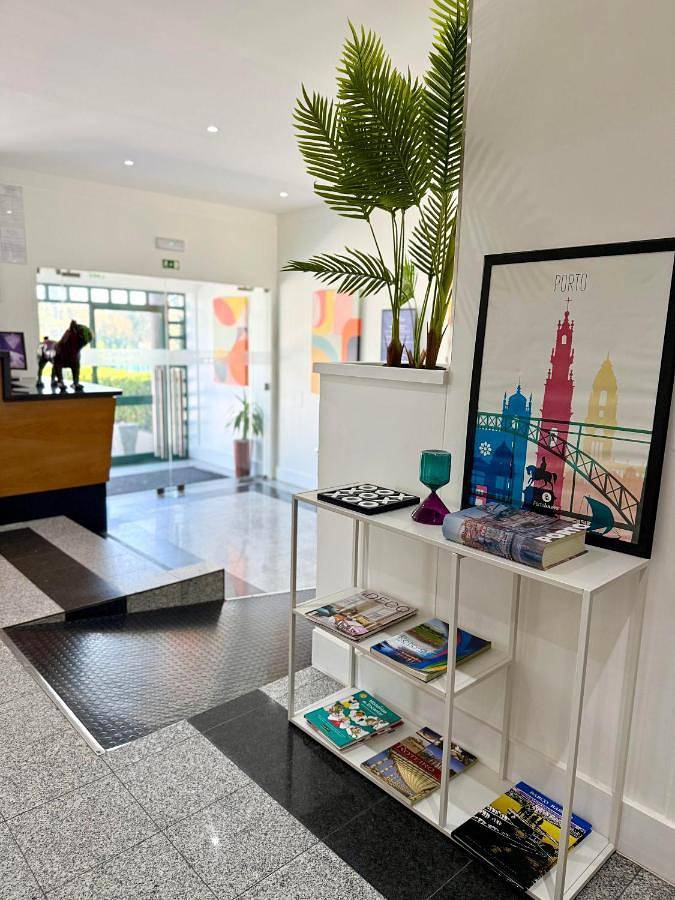 Hôtel pour 4 personnes, avec vue et balcon à Maia - 4