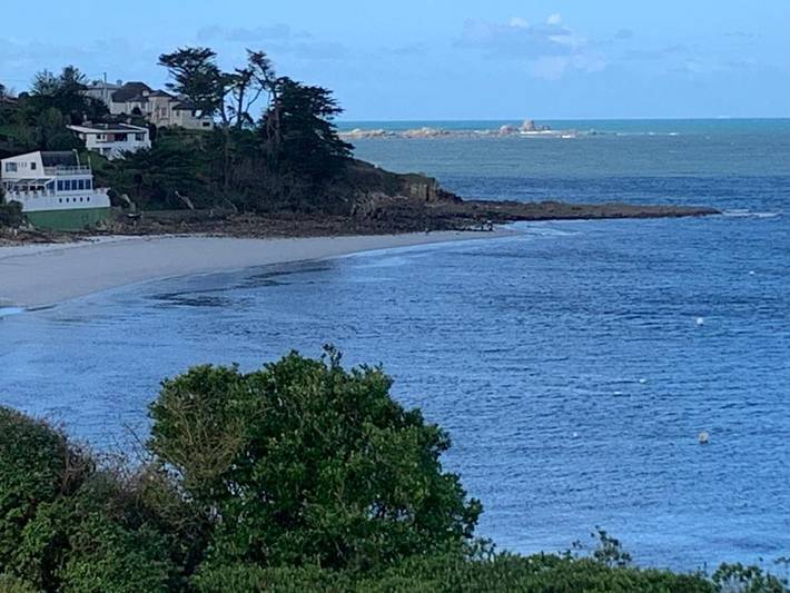 Maison de vacances pour 6 personnes, avec Jacuzzi et Terrasse ainsi que Jardin et Vue à Saint-Pabu