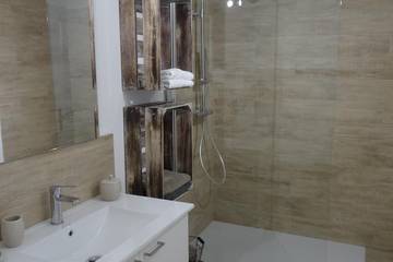 Villa pour 4 Personnes dans Sanary-sur-Mer, Région de Toulon, Photo 3