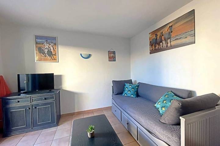 Gîte pour 4 personnes, avec piscine dans Plage du Port (Les Saintes-Maries-de-la-Mer) - 4