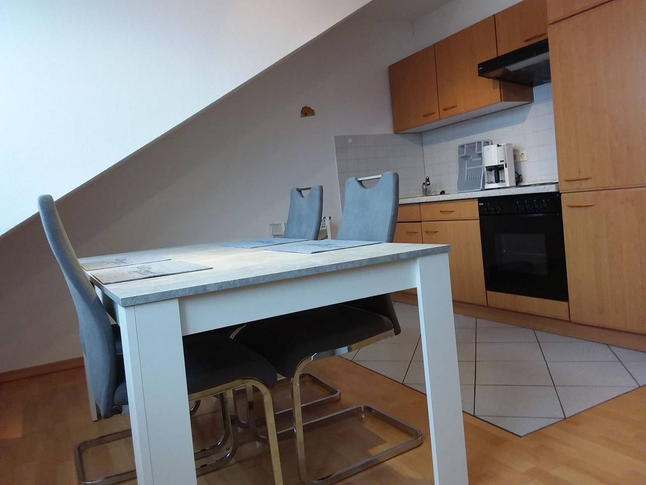 Apartamento inteiro, Apartamento 'Buffler' com vista para a montanha e Wi-Fi in Lindau, Obersee (Bodensee)