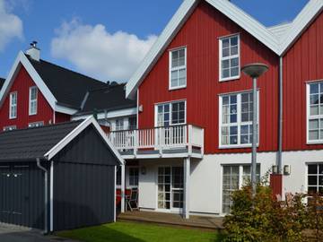Ferienhaus für 8 Personen, mit Garten und Sauna sowie Balkon in Greetsiel