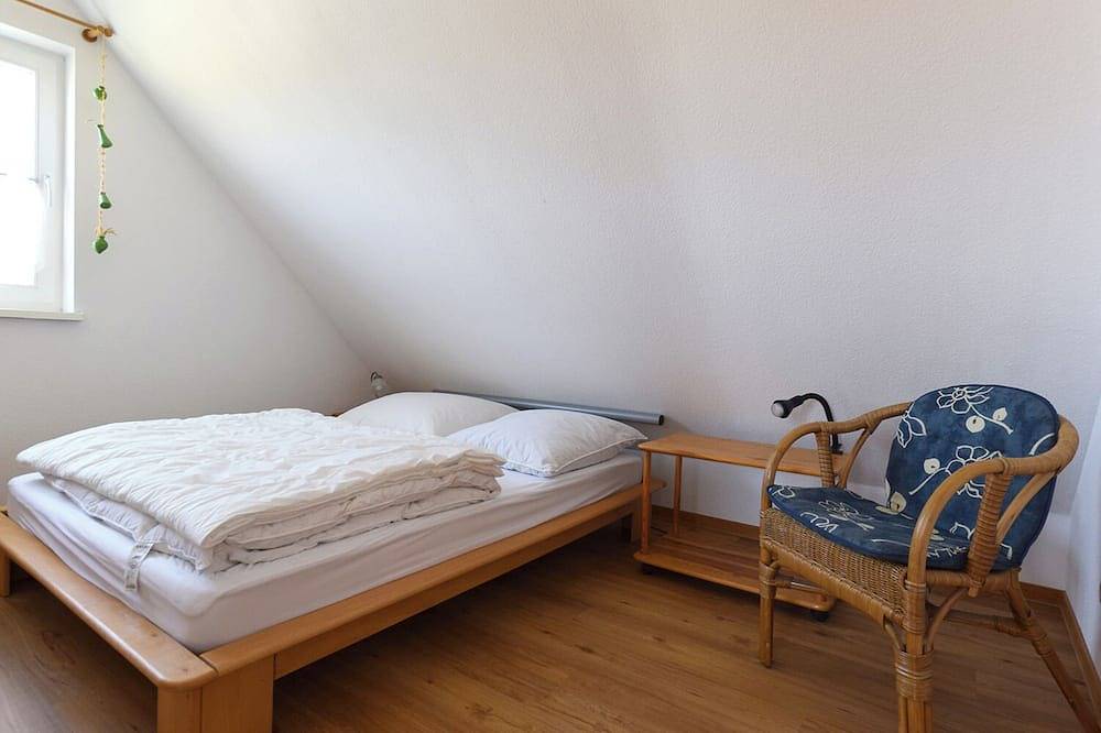 Ferienhaus in Prerow bis 5 P.,waldnah,freistehend,Garten mit Strandkorb, Wlan in Prerow, Fischland - Darß - Zingst