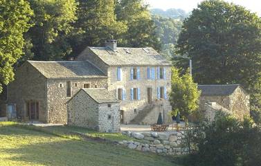 Chambre d’hôte pour 3 personnes, avec jardin dans l' Aveyron