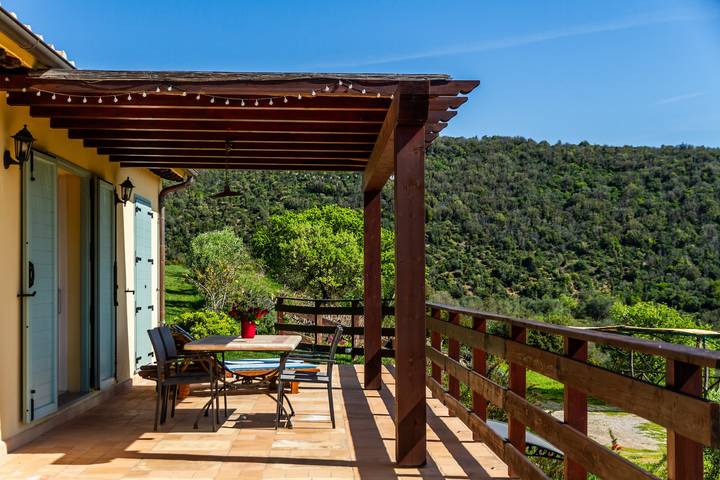 Appartamento intero, Appartamento 'Casa Ulivo' con vista mare, Wi-Fi e aria condizionata in Orbetello, Parco naturale della Maremma