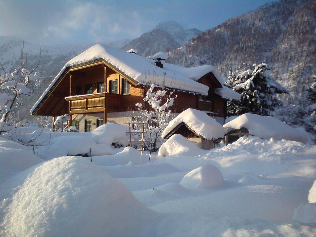 Ganze Wohnung, Apartment with Terrace in Ebensee, Bezirk Gmunden